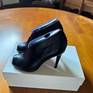 Halogen studded 4 inch black bootie